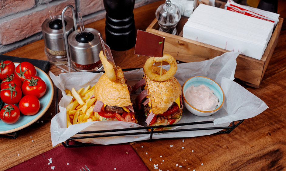 Magasin de fish and chips et de pizzas à vendre à Birmingham, West Midlands, emplacement Solihull. 1