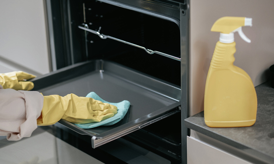 Entreprise de nettoyage de fours à vendre à Nottingham, East Midlands, établie en 2004 1