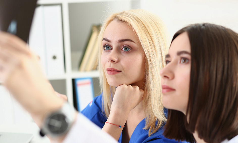 Clinique d'esthétique et Académie de Formation à Vendre à Kingston Upon Hull 1
