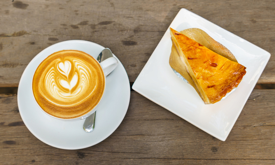 Café et Bar à Sandwichs à Vendre dans la City de Londres avec Terrasse Extérieure et Installations de Cuisine 1