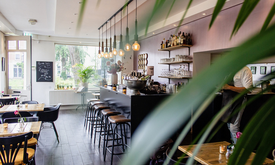 Town Centre Restaurant with Outdoor Seating in Worthing, West Sussex 1