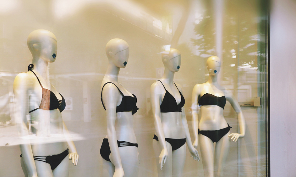 Marque Internationale De Maillots De Bain De Luxe À Vendre 1