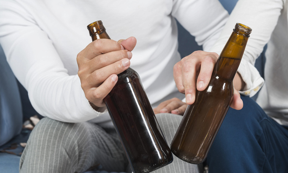 Local commercial avec licence de vente d'alcool à emporter dans le sud-ouest de Londres disponible à la location avec permis de construire 1
