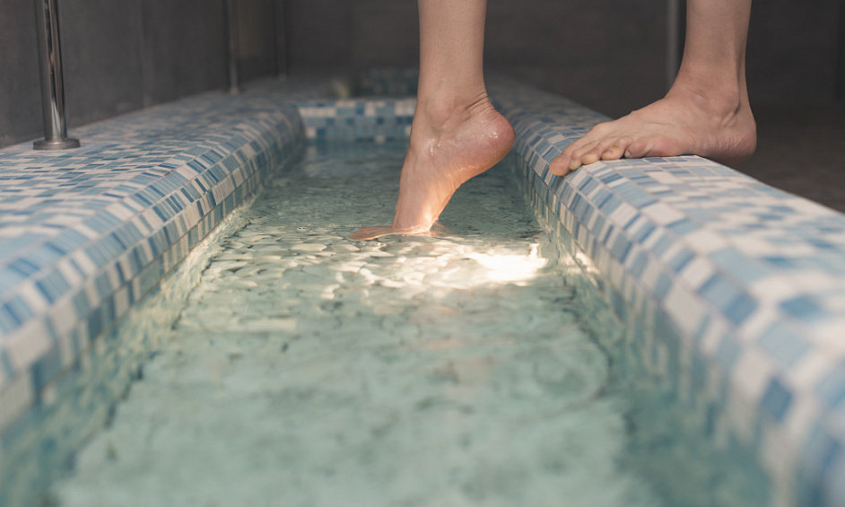 Centre de thérapie par flottaison Revival au cœur de Cardiff, Pays de Galles à vendre 1