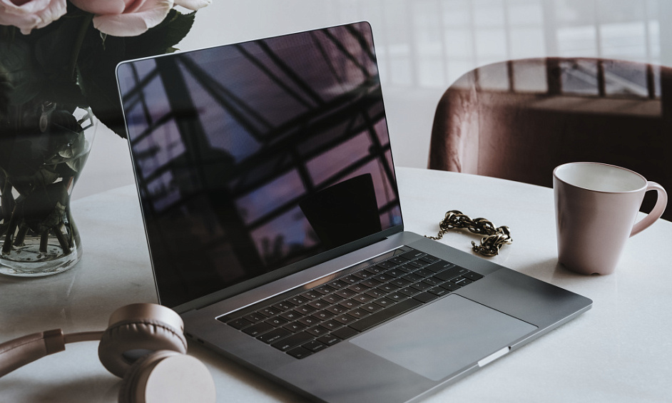 Opportunité passionnante - Site Web & Base de Clients à Vendre 1