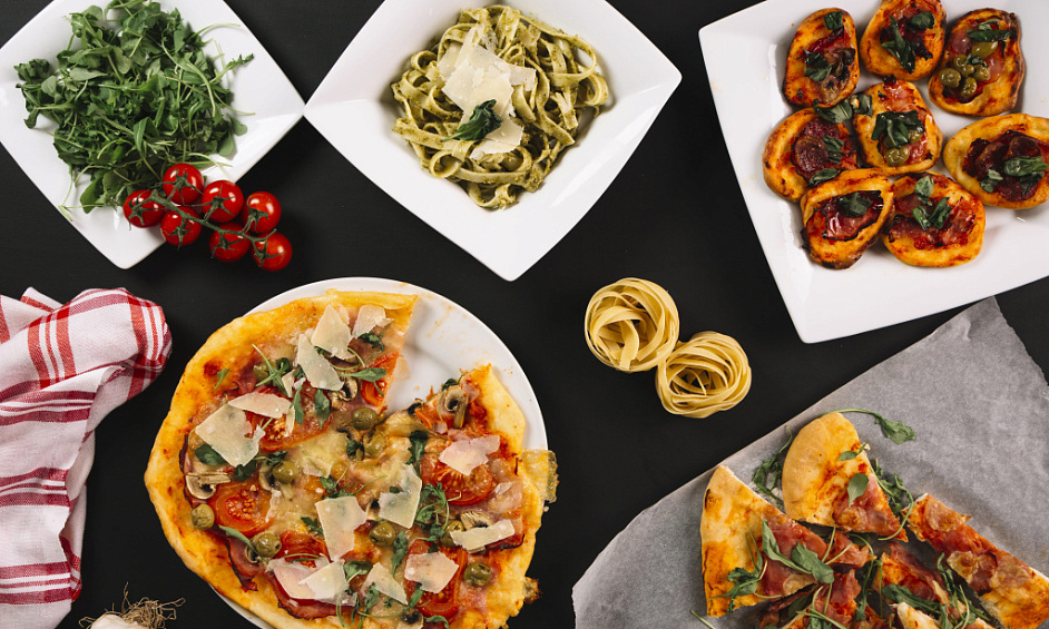 Restaurant italien à vendre à Londres N8 nommé Tomo Italian Kitchen avec 18 ans d'histoire 1