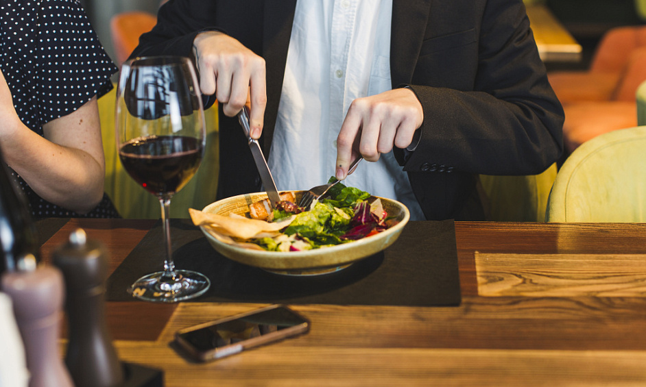 Restaurant à vendre dans le centre-ville d'Édimbourg avec 28-30 places assises et un bail de cinq ans et demi. 1