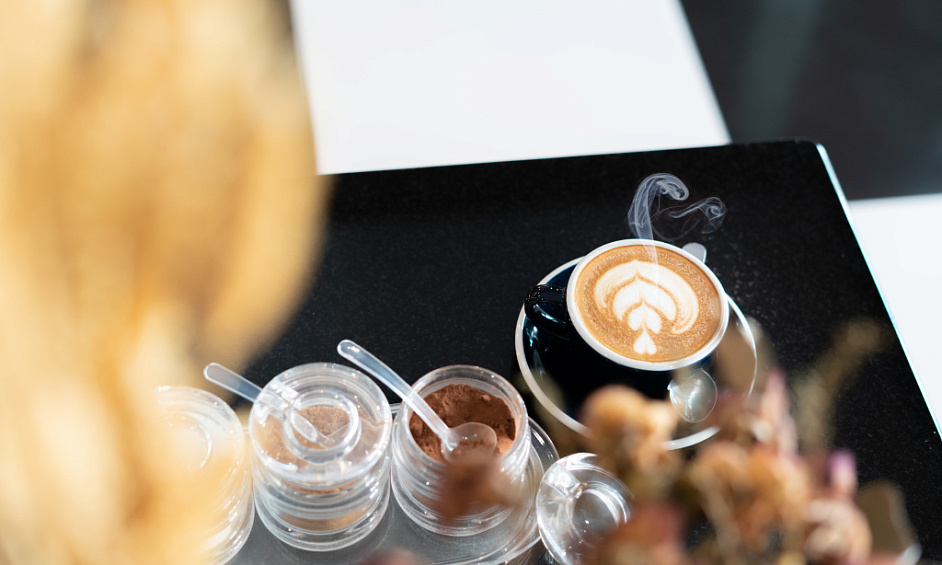 Où Le Café Rencontre La Communauté - 35 Ans De Pierrette À Vendre 1