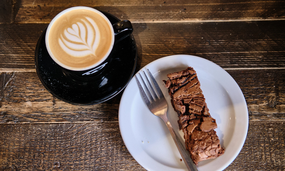 Café à vendre à Fairwater Cardiff avec terrasse extérieure et potentiel d'agrandissement 1