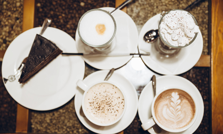 Café-bar entièrement agréé du centre-ville de Bathgate avec vente à emporter & livraisons à vendre 1