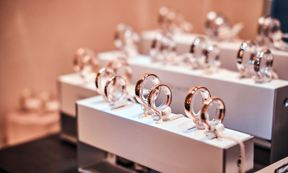 Bijouterie À Vendre À New Cross Londres Avec Une Clientèle Fidèle 1