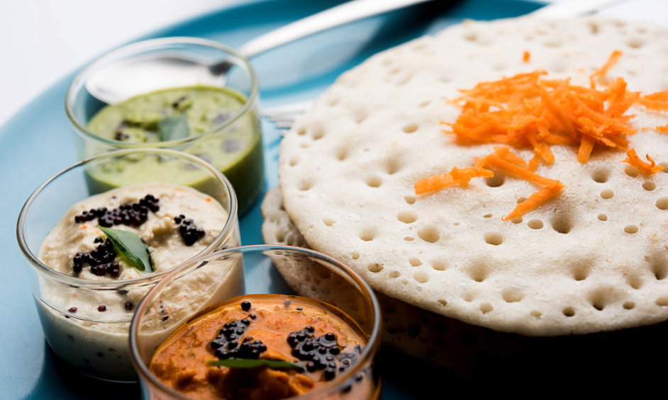 Restaurant Indien À Vendre À Leeds LS26 Avec Parking Privé Et 13 Ans De Propriété 1