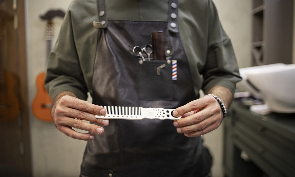 Opportunité D'Entreprise De Salon De Barbier Établie Dans Le Quartier Animé D'Édimbourg À Vendre 1