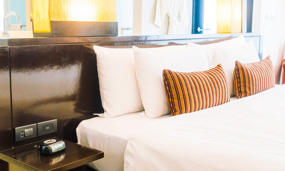 Hôtel agréé 9 chambres - 8 avec salle de bains privative à vendre 1