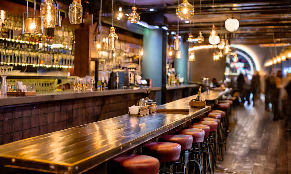 Pub-bar-restaurant entièrement équipé à vendre à Chingford, Londres, prêt pour une nouvelle direction. 1