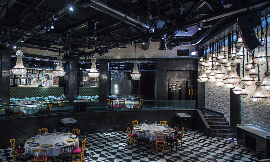 Restaurant & Bar Au Charbon Avec Licence Dans Le Sud De Londres À Vendre 1