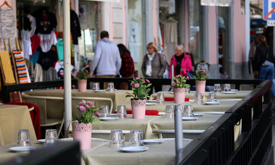Restaurant Italien Avec Licence  À Vendre 1
