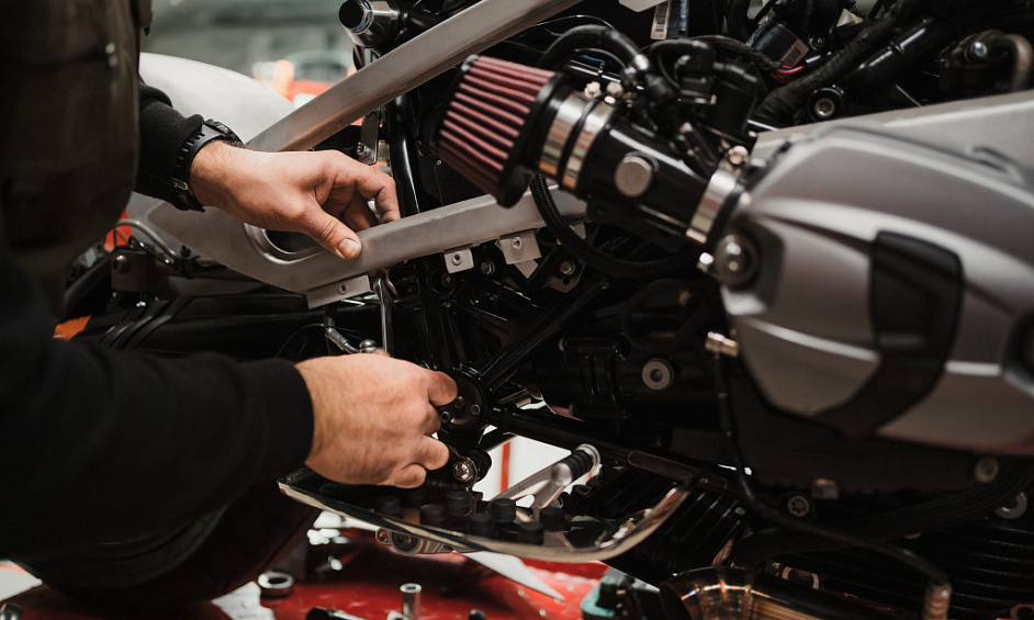 Entreprise de contrôle technique/réparations & entretien de motos à vendre dans la région de Swansea - Emplacement idéal & potentiel de croissance 1 Entreprise de contrôle technique/réparations & entretien de motos à vendre dans la région de Swansea - Emplacement idéal & potentiel de croissance 1