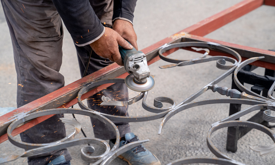 Entreprise de fabrication et d'installation de métal à vendre à Poole, Dorset. 1