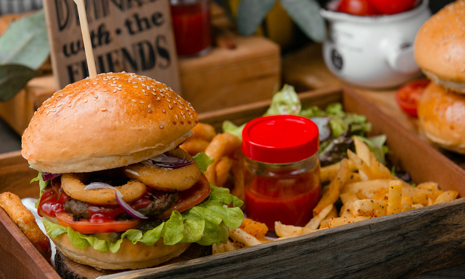 Fast-food à vendre à Dudley, dans le West Midlands, avec options de livraison disponibles. 1 Fast-food à vendre à Dudley, dans le West Midlands, avec options de livraison disponibles. 1