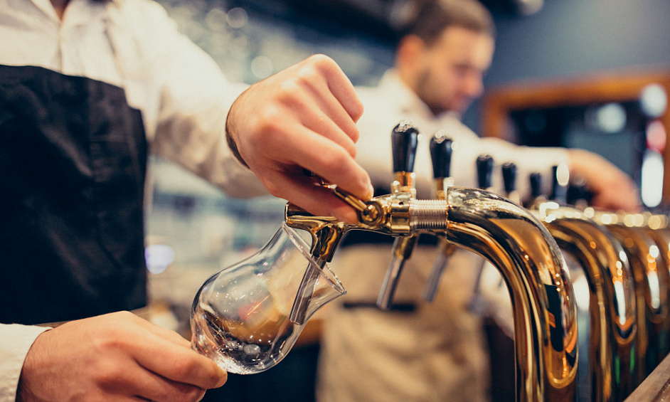 Société de pubs à vendre à Teignmouth, dans le Devon, avec une clientèle fidèle et des emplacements de premier choix 1
