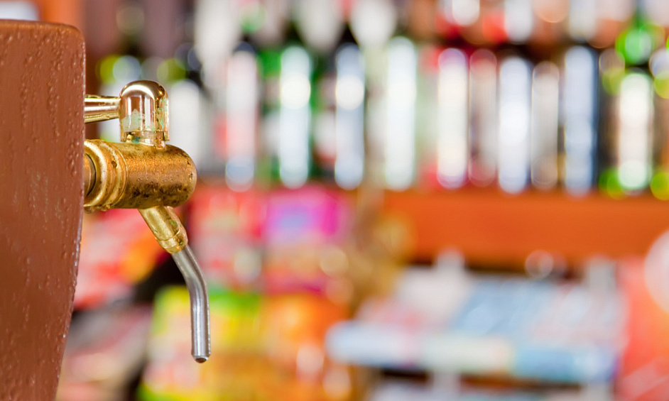 Supérette (off-licence) à Leicester avec appartement de 3 chambres à vendre 1