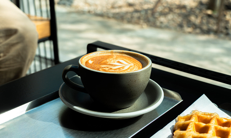 Café à vendre à Croydon, Londres, établi depuis plus de 30 ans avec une licence A3 complète 1 Café à vendre à Croydon, Londres, établi depuis plus de 30 ans avec une licence A3 complète 1