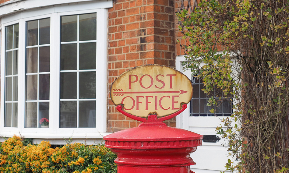 Bureau de poste et commerce de détail à vendre à Aldershot Hampshire 1