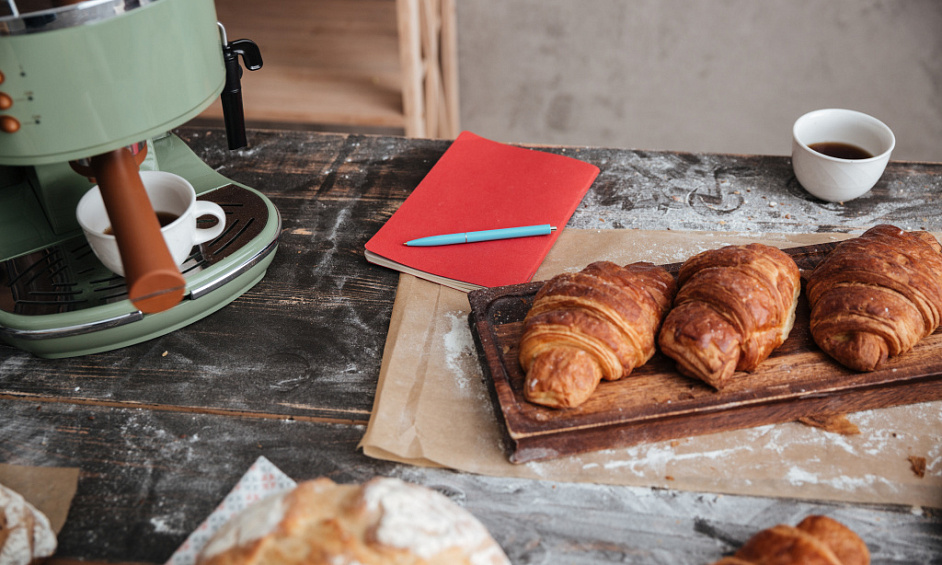 Boulangerie-Café Rentable En Emplacement De Premier Choix À Cardiff Disponible À La Vente 1