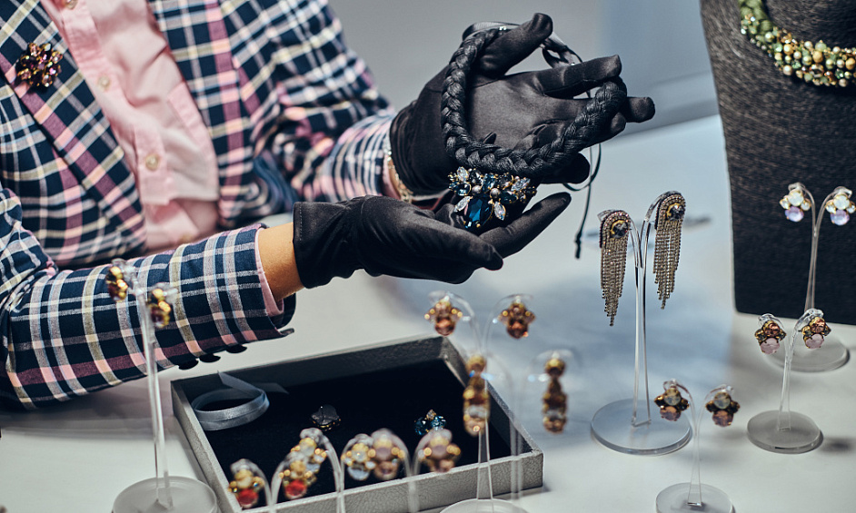 Boutique de Bijoux et Atelier Créatif à Vendre dans le Centre-Ville de Sheffield 1