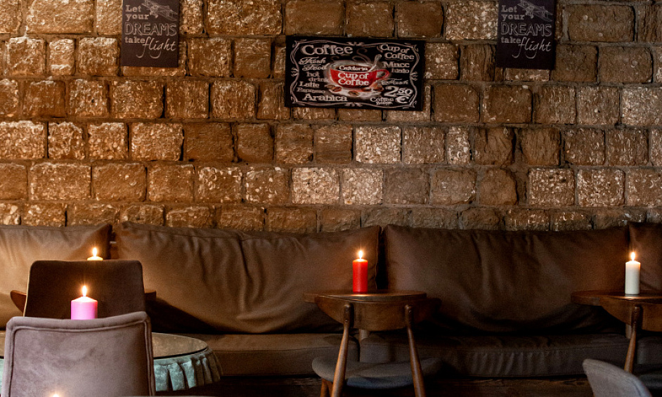 Boutique De Kebab Et Restaurant Bien Établi Dans Le Sud De Londres À Vendre 1