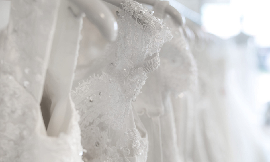 Boutique de robes de mariée à vendre à Woking, Surrey, avec potentiel de développement et faible concurrence 1 Boutique de robes de mariée à vendre à Woking, Surrey, avec potentiel de développement et faible concurrence 1