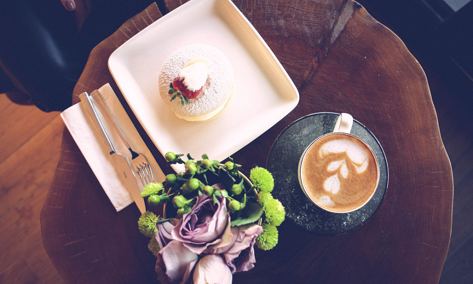 Café petit-déjeuner à vendre dans la City de Londres avec une clientèle fidèle et de bons avis 1