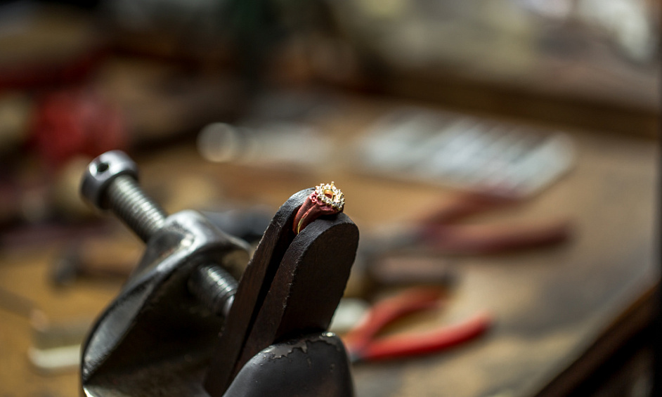 Bijouterie et atelier Miss Crystal à vendre dans le centre-ville de Sheffield 1