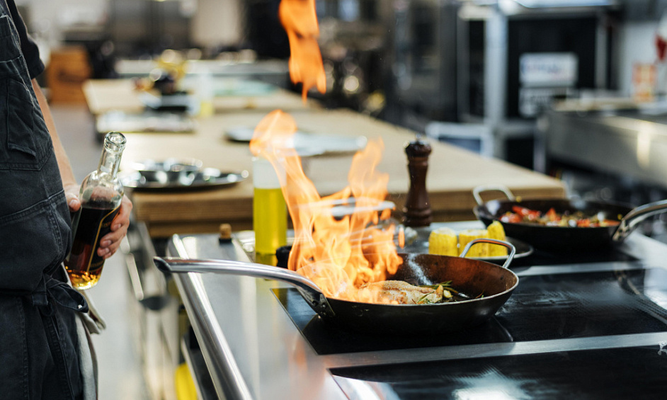 Restaurant entièrement équipé avec salle privative à Belsize Park, Londres à vendre 1