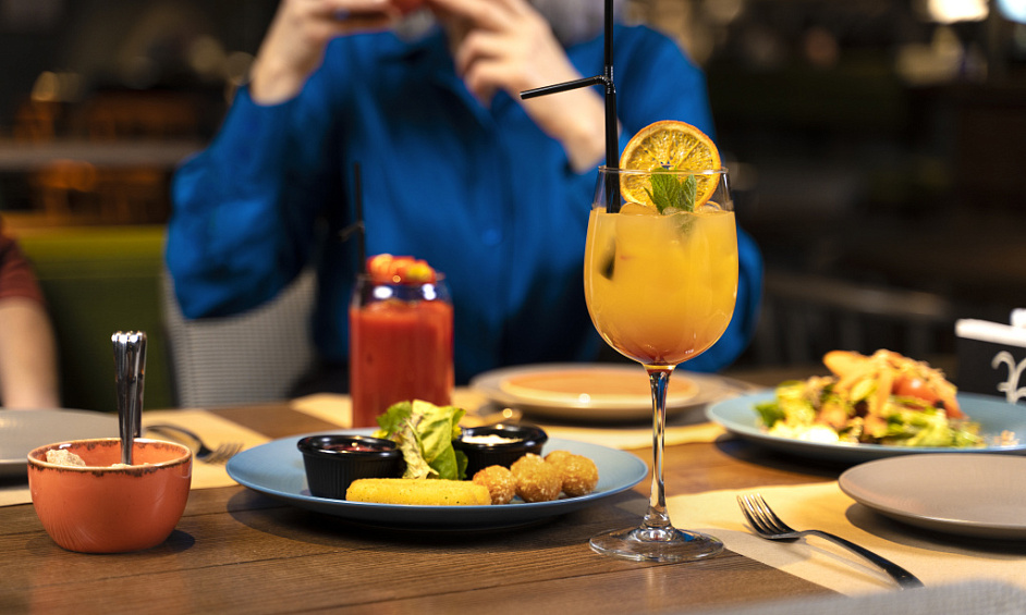 Restaurant et bar à vendre à Édimbourg avec un espace modulable pour événements et service traiteur 1