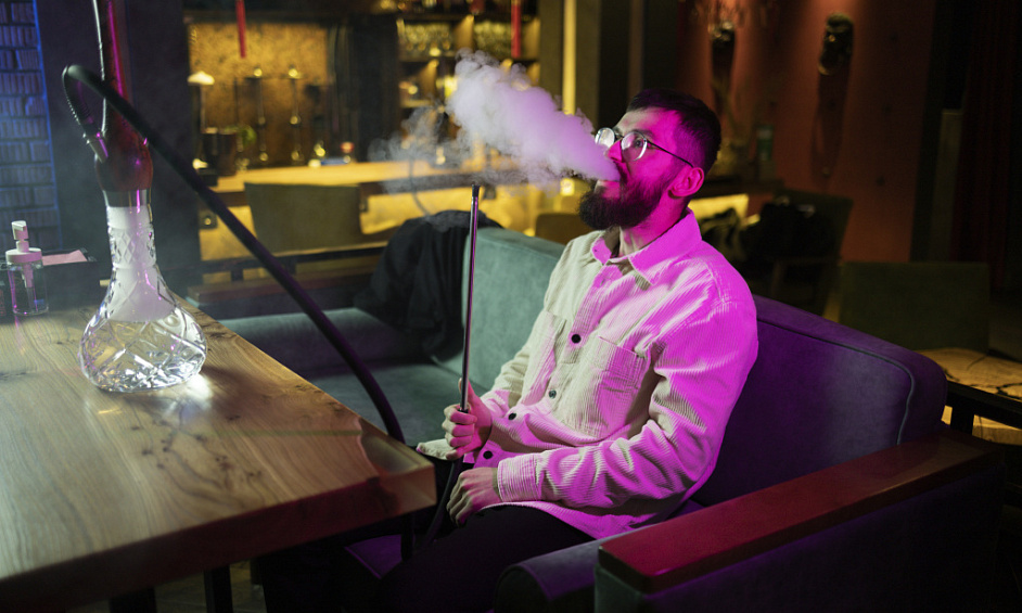 Service De Livraison De Chicha & Desserts Établi À Manchester Avec Une Forte Présence En Ligne 1