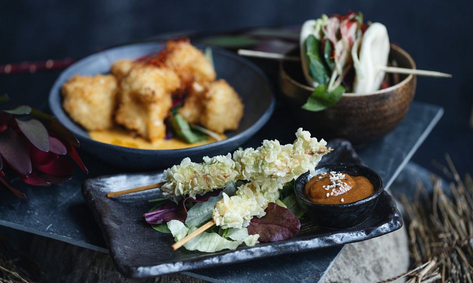 Rentable, Restaurant thaïlandais bien établi dans la City de Londres 50 couverts, Maintenant à vendre 1