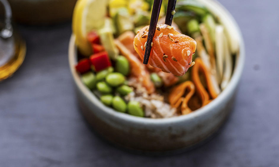 Restaurant de poke bowl tendance avec équipement moderne à vendre à Belfast, bail pouvant être prolongé 1